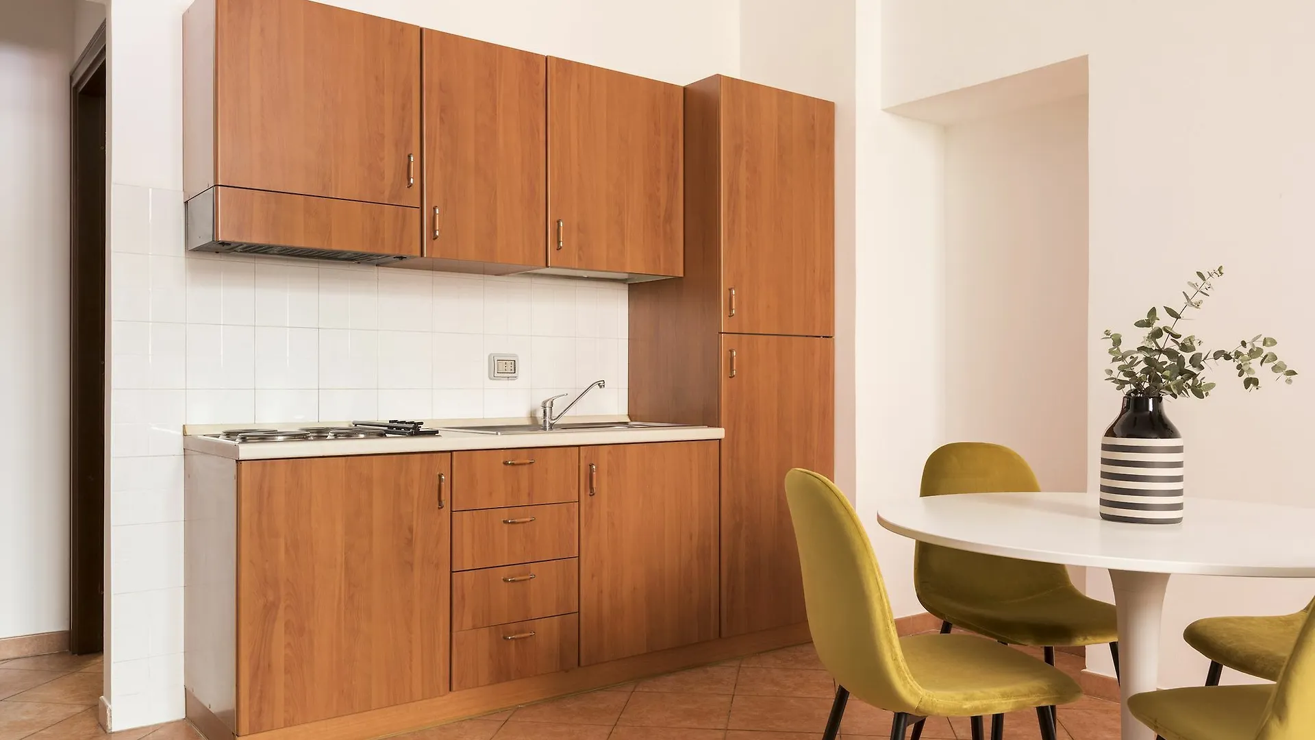 Classic 1Br In San Pietro / Vaticano By Sonder Roma Appartamento